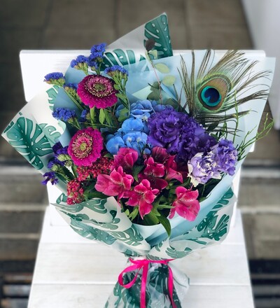 Купить Букет Алиса в зазеркалье в Минске с бесплатной доставкой в магазине флористики Садовская в Минске