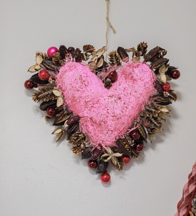 Купить Заказать композицию Сердце с бесплатной доставкой по Минску в магазине флористики Садовская в Минске