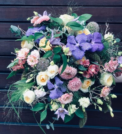 Купить Букет  Цветочная роскошь в Минске с бесплатной доставкой в магазине флористики Садовская в Минске