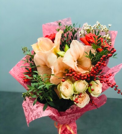 Купить Букет  С характером в Минске с бесплатной доставкой в магазине флористики Садовская в Минске