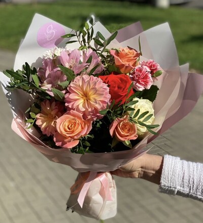 Купить Букет Далия в Минске с бесплатной доставкой заказать в магазине флористики Садовская в Минске