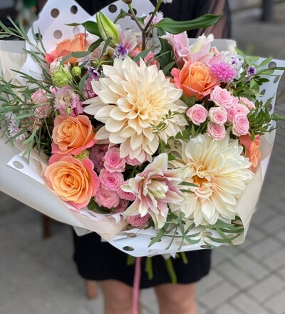 Купить Букет Бомбический в Минске с бесплатной доставкой заказать в магазине флористики Садовская в Минске