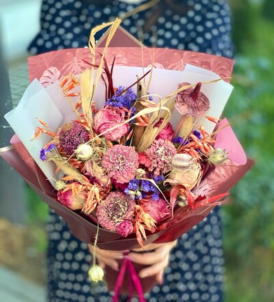 Купить Букет из сухоцветов Яркое чувство  в Минске с бесплатной доставкой заказать в магазине флористики Садовская в Минске