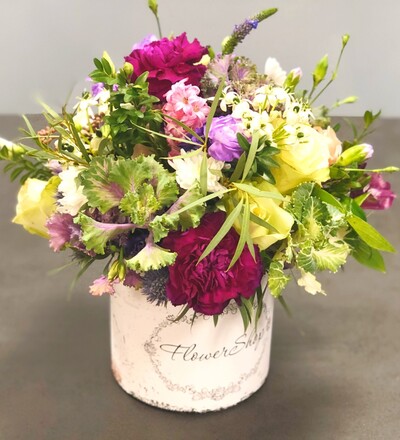 Купить Заказать Композицию Цветочное послание с бесплатной доставкой по Минску в магазине флористики Садовская в Минске