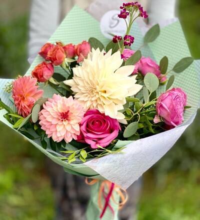 Купить Букет Осенняя прохлада  в Минске с бесплатной доставкой заказать в магазине флористики Садовская в Минске