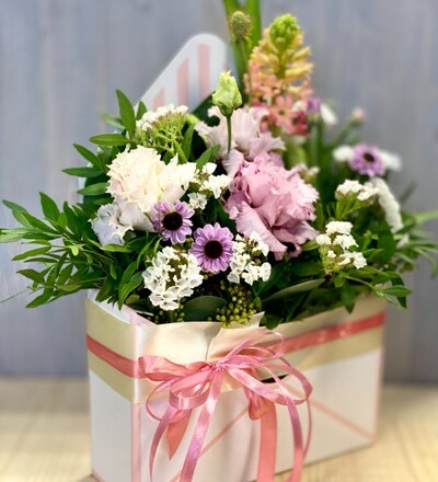 Купить Заказать Композицию Розовые мечты с бесплатной доставкой по Минску в магазине флористики Садовская в Минске