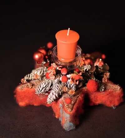 Купить Заказать новогоднюю композицию Подсвечник Звёздочка  с бесплатной доставкой в Минске в магазине флористики Садовская в Минске