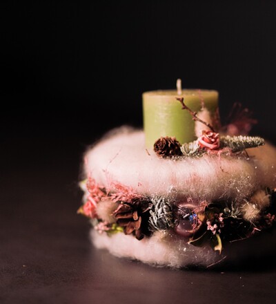 Купить Купить рождественскую композицию Новогодний сэндвич с бесплатной доставкой в Минске в магазине флористики Садовская в Минске