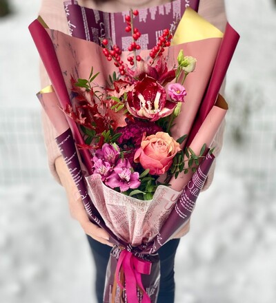 Купить Купить Букет Зимняя история с доставкой в Минске в магазине флористики Садовская в Минске