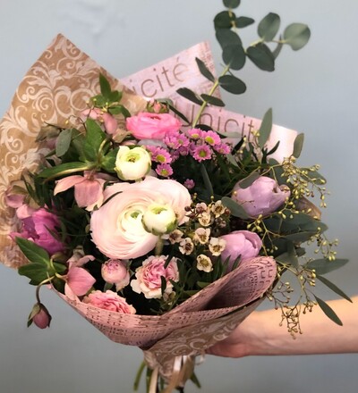 Купить Букет Мона-пиона  с доставкой в Минске в магазине флористики Садовская в Минске