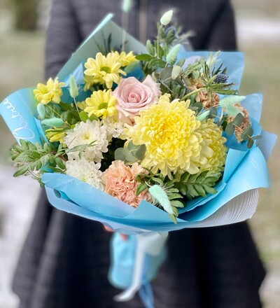 Купить Букет Солнечное настроение с доставкой в Минске в магазине флористики Садовская в Минске