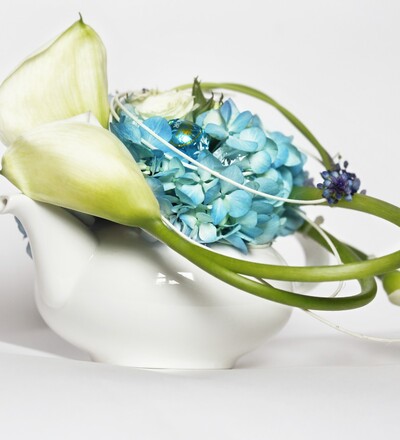 Купить Купить композицию Цветочное чаепитие с бесплатной доставкой в Минске в магазине флористики Садовская в Минске