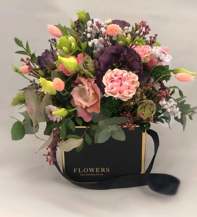 Купить Купить цветочную композицию Спокойная роскошь с бесплатной доставкой в Минске в магазине флористики Садовская в Минске