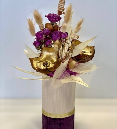 Купить Купить цветочную композицию Элеганс с бесплатной доставкой в Минске в магазине флористики Садовская в Минске