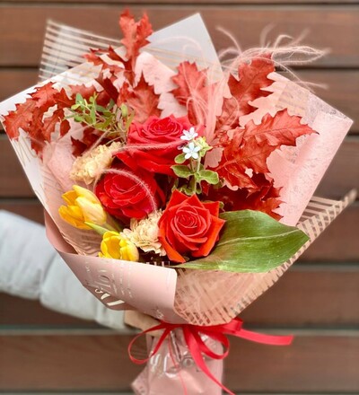 Купить Букет Алое мерцание с доставкой по Минску в магазине флористики Садовская в Минске