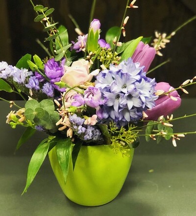 Купить Букет Весенняя свежесть с доставкой по Минску в магазине флористики Садовская в Минске