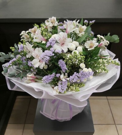 Купить Купить букет Нежное прикосновение с доставкой в Минске в Минске в магазине флористики Садовская в Минске