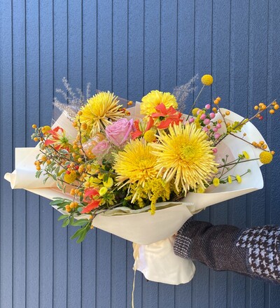 Купить Букет Солнечная и веселая с доставкой в Минске в магазине флористики Садовская в Минске