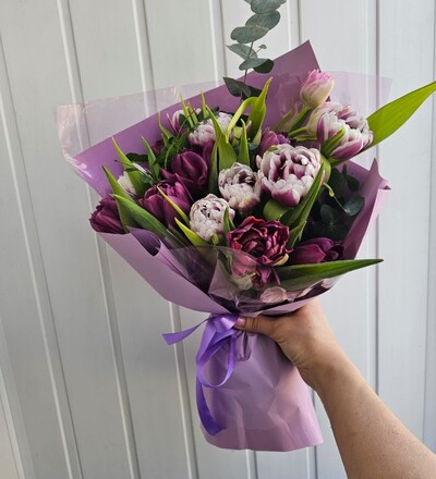 Купить Букет из тюльпанов Стиль с доставкой в Минске в магазине флористики Садовская в Минске