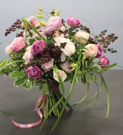 Купить Купить букет Вальс цветов с доставкой в Минске в магазине флористики Садовская в Минске