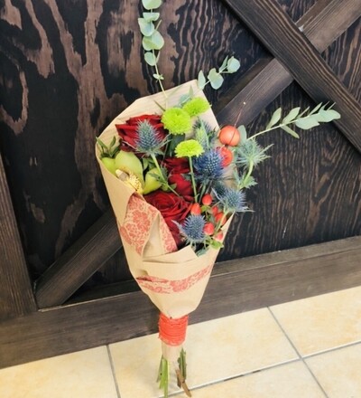 Купить Купить букет Приветствие цветов с доставкой в Минске в Минске в магазине флористики Садовская в Минске