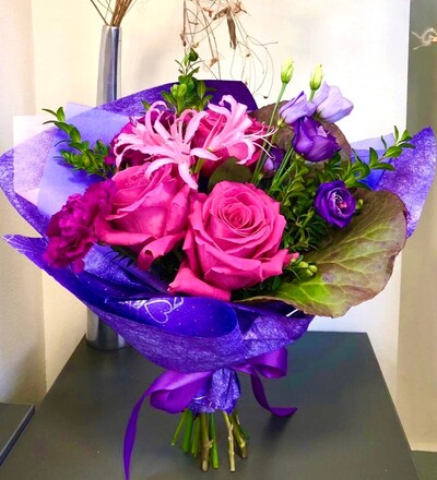 Купить Купить букет Фиолетовое настроение с доставкой в Минске в Минске в магазине флористики Садовская в Минске